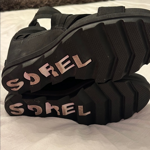 Sorel Joanie ll Black Ankle Strap Wedge Sandals - Picture 8 of 9